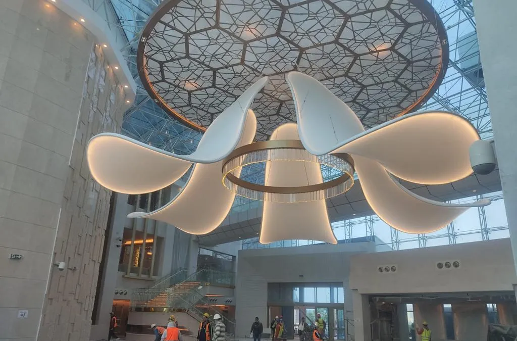 Hotel Lobbies & Atriums