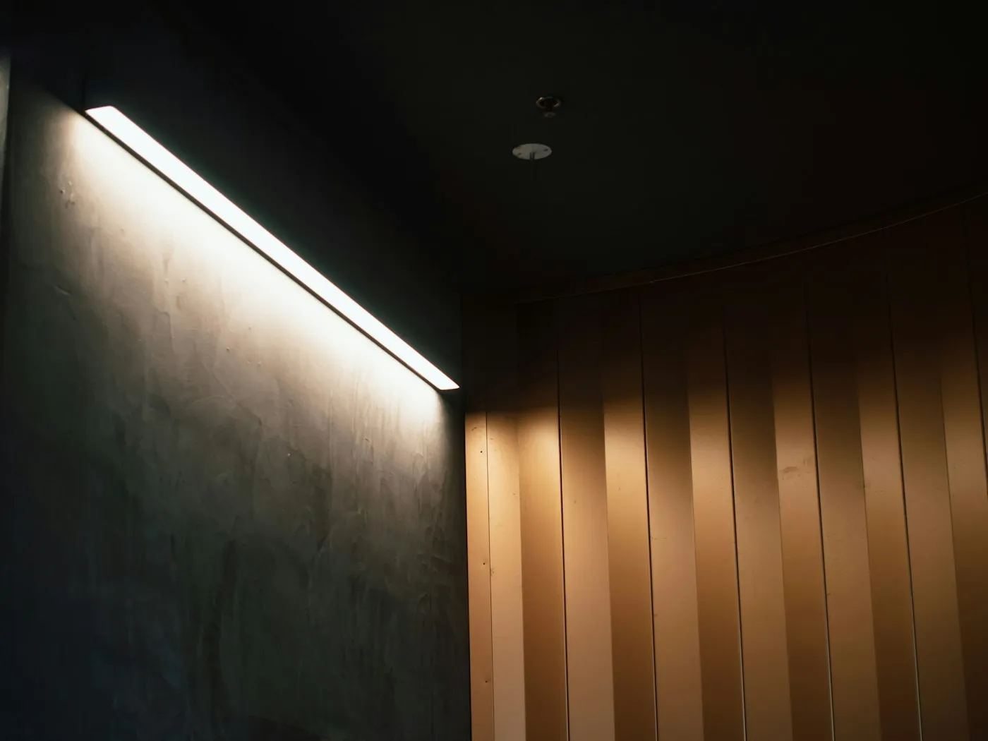 Linear Lighting